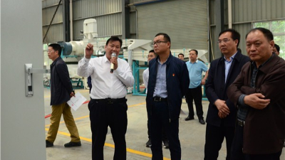全市工業(yè)智能制造觀摩團蒞臨華豫萬通公司觀摩
