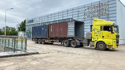 6月17日,華豫萬通14套玉米制糝制粉機組發往莫桑比克