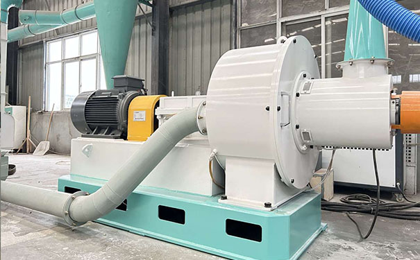 HW系列冰冷型纖維微粉機(jī)實(shí)拍圖片